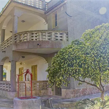 Pugliabeachapartments Пульсано