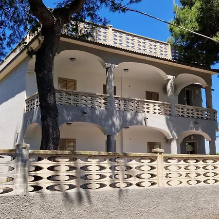 Pugliabeachapartments Пульсано