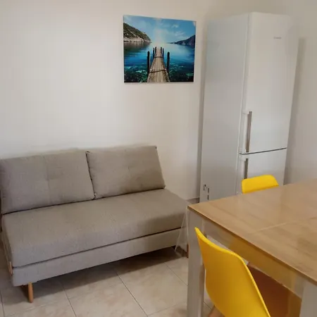 Pugliabeachapartments アパート プルサーノ